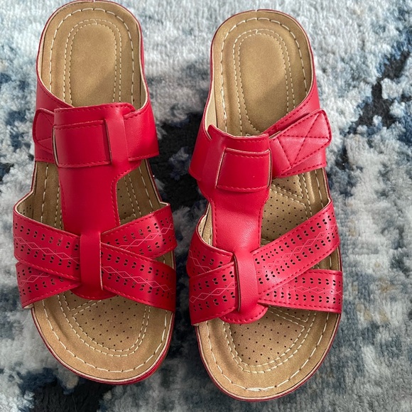 Red Leather orthopedic sandals NEW SZ 8 - Picture 1 of 3